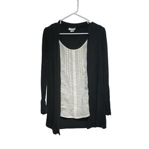 Geri C Women's Shirt Size Medium